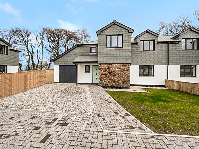 3 Bedroom Semi Detached House To Rent In Treveglos Close, Lewannick, PL15