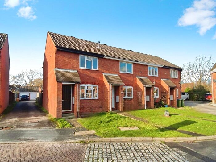 2 Bedroom Terraced House To Rent In Horseshoe Close, Fareham, Hampshire, PO14