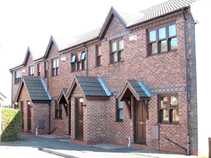 1 Bedroom Apartment To Rent In Elladene Park, Manchester, M21