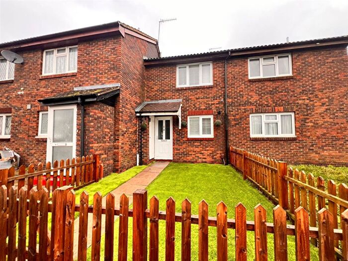 2 Bedroom Terraced House To Rent In Aldenham Drive, Uxbridge, UB8