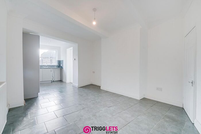 2 Bedroom Terraced House For Sale In Church Street, Jump, Barnsley, S74