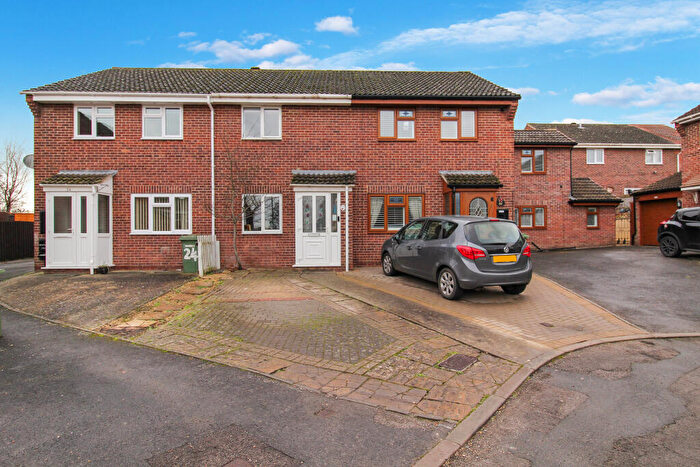 2 Bedroom House For Sale In Gould Close, Street, BA16