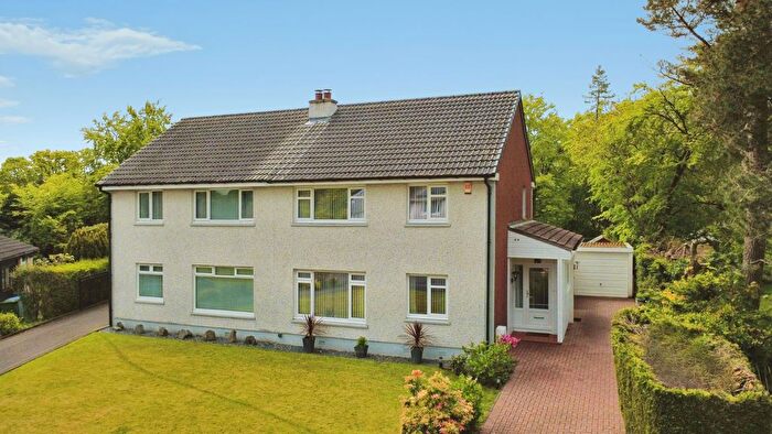 4 Bedroom Semi-Detached House For Sale In Glen Grove, Glasgow, G75