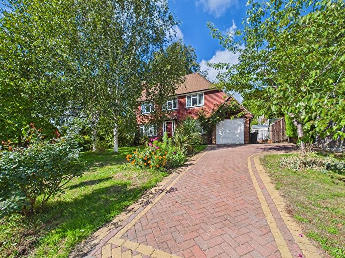 4 Bedroom Detached House For Sale In The Netherlands, Coulsdon, CR5
