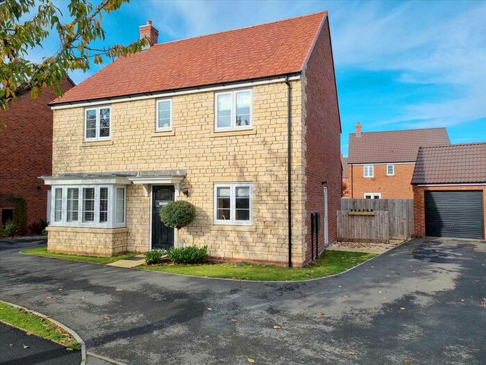 4 Bedroom Detached House To Rent In Green Man Road, Navenby, Lincoln, LN5