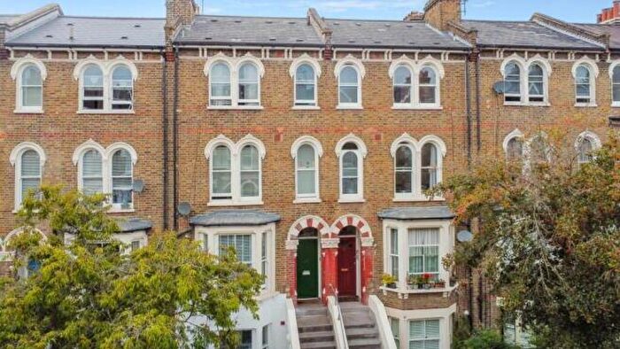 1 Bedroom Flat To Rent In Lowfield Road, West Hampstead, NW6