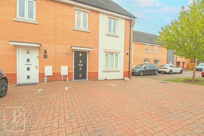 3 Bedroom Semi-Detached House To Rent In Kensington Road, Colchester, Essex, CO2