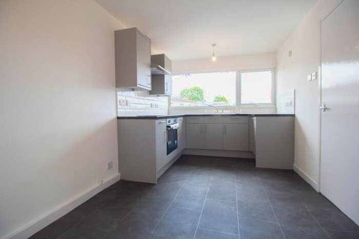 3 Bedroom Terraced House For Sale In Winston Court, Mannings Lane South, Chester, CH2