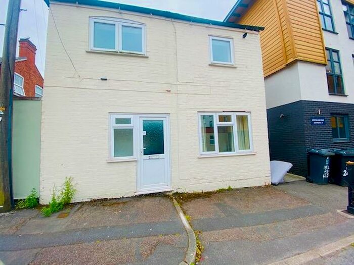 1 Bedroom Terraced House To Rent In Brookland Road, Leicester, LE2