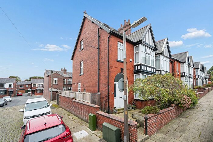 4 Bedroom Semi-detached House For Sale In Moorside Avenue, Smithills, BL1