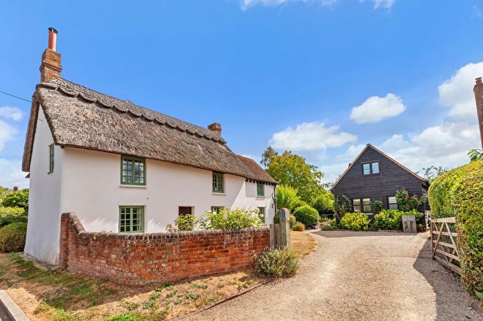 3 Bedroom Detached House For Sale In Worminghall Road, Ickford, HP18
