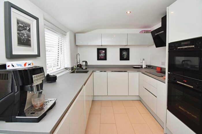 1 Bedroom Cottage For Sale In Stanley Lane, Eastham Village, CH62