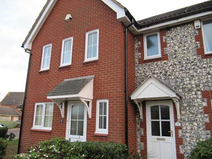 3 Bedroom Semi-Detached House To Rent In Jeavons Lane, Kesgrave, Ipswich, IP5
