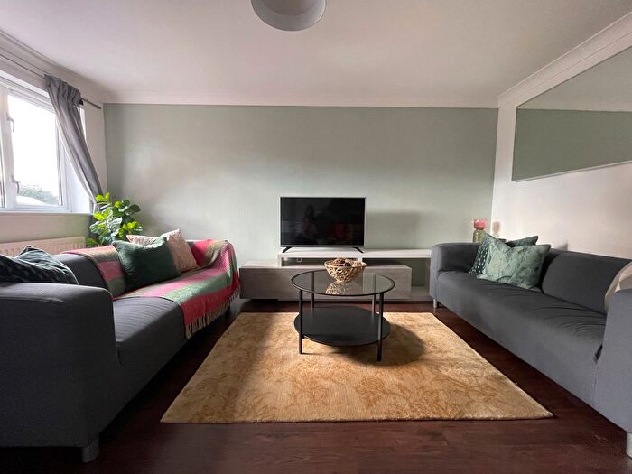 3 Bedroom Semi-Detached House To Rent In Sir Charles Crescent, Newport, NP10