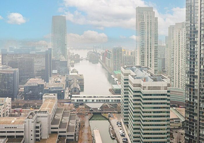 2 Bedroom Apartment To Rent In One Park Drive, Canary Wharf, E14