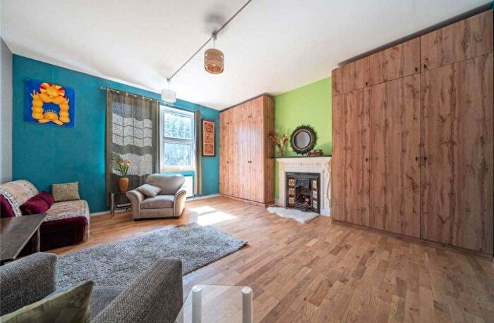 1 Bedroom Detached House To Rent In Oaklands Road, Bromley, BR1