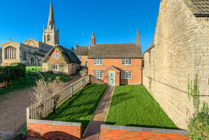 3 Bedroom Detached House To Rent In 'The Green', Islip, NN14