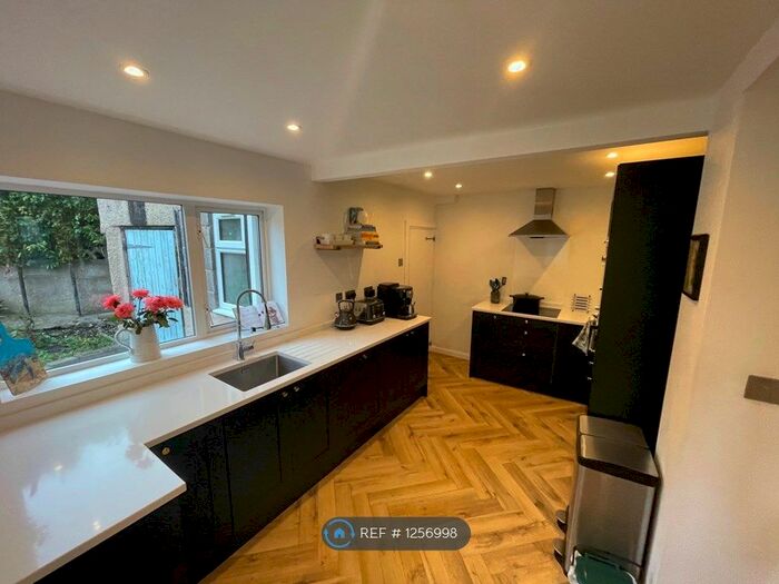 3 Bedroom End Of Terrace House To Rent In Morley Road, Staple Hill BS16