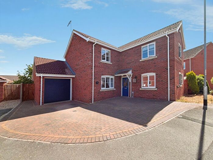 4 Bedroom Detached House For Sale In Post Mill Close, North Hykeham, Lincoln, Lincolnshire, LN6