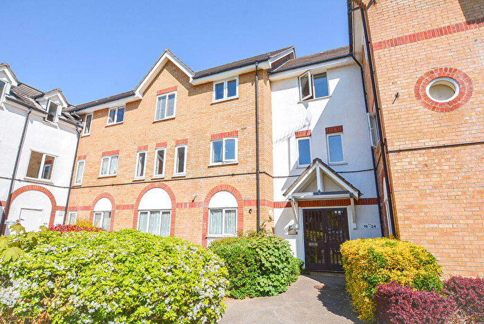 1 Bedroom Flat For Sale In London Road, Southend-On-Sea, SS1