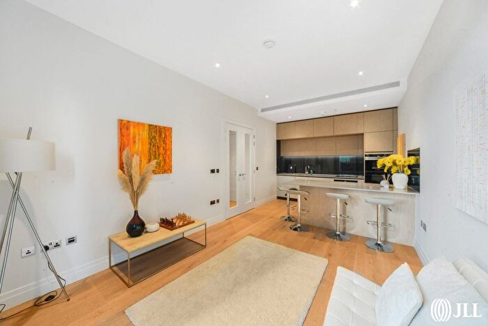 3 Bedroom Flat For Sale In Riverlight Quay, London, SW11