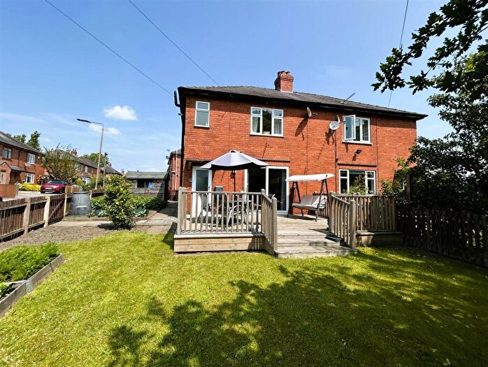 3 Bedroom Semi-Detached House For Sale In Stainsby Avenue, Horsley Woodhouse, Ilkeston, DE7