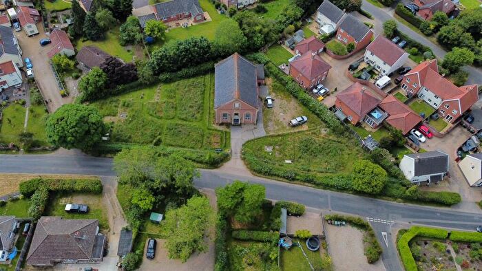 Detached House For Sale In Long Stratton Road, Fornett St Peter, Norwich, NR16