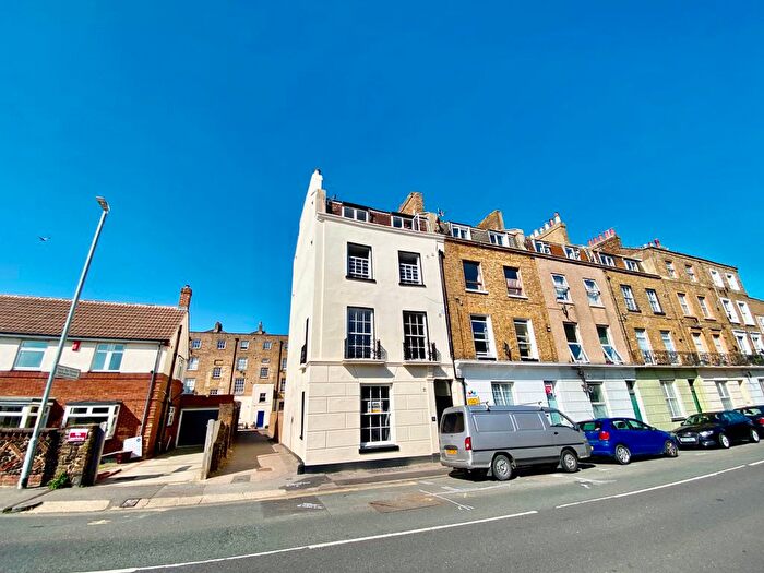 1 Bedroom Flat To Rent In Flat, Avenue Road, Herne Bay, CT6