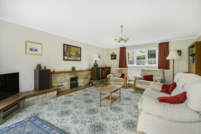 4 Bedroom Detached House For Sale In Whites Forge, Appleton, OX13