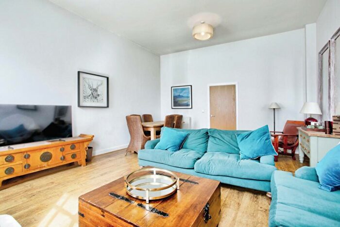 3 Bedroom Terraced House To Rent In Lanesborough Court, Gosforth, NE3