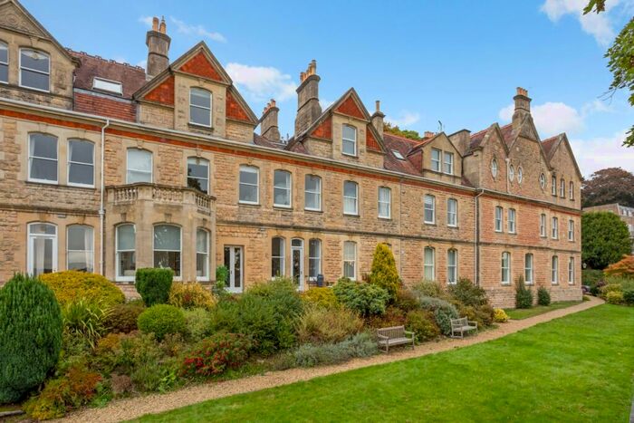 2 Bedroom Apartment To Rent In Haygarth Court Bath, BA1