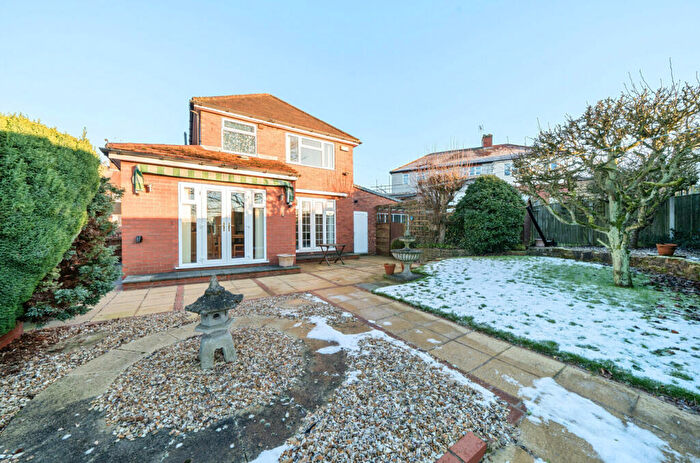 3 Bedroom Detached House For Sale In Charnwood Grove, Mansfield, Nottinghamshire, NG18