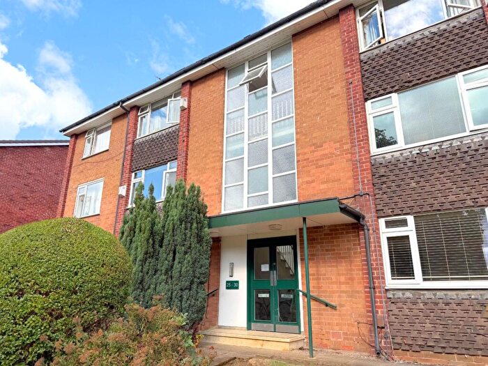 2 Bedroom Apartment To Rent In Barlow Moor Court, Didsbury, M20