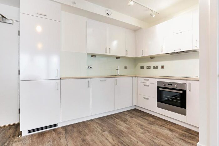1 Bedroom Apartment To Rent In Millet Place, Pontoon Dock London, E16