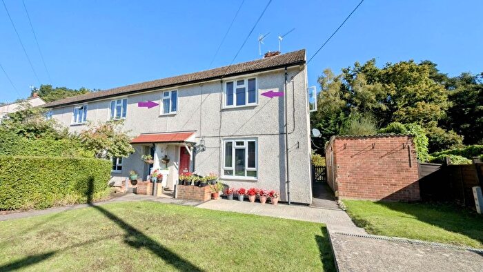 2 Bedroom Maisonette For Sale In Savile Crescent, Bordon, Hampshire, GU35