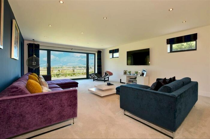 5 Bedroom Detached House For Sale In Clapham Hill, Whitstable, Kent, CT5