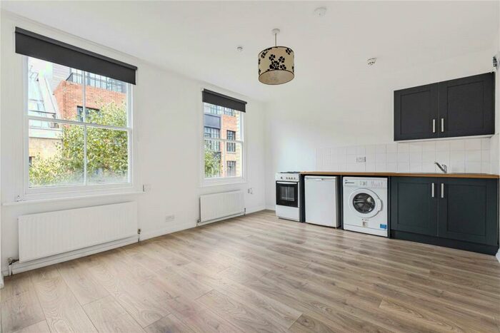 1 Bedroom Apartment To Rent In Scrutton Street, Shoreditch, London, EC2A