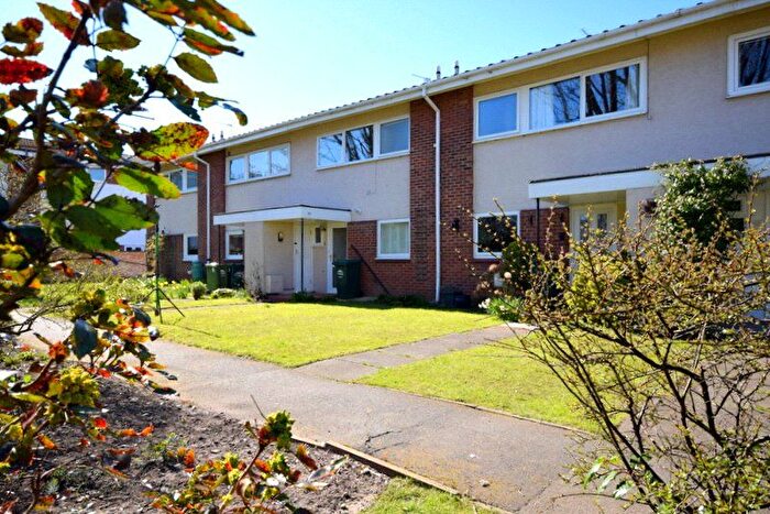 3 Bedroom Terraced House For Sale In Grove Road, Shepperton, TW17