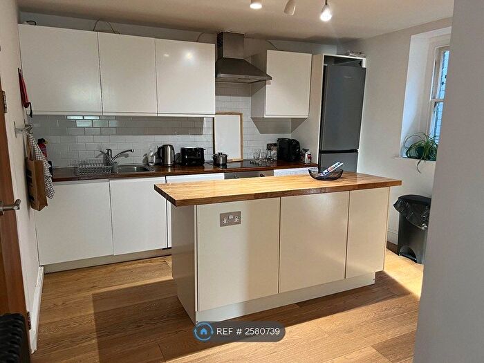 1 Bedroom Flat To Rent In Crouch Hill, London, N4