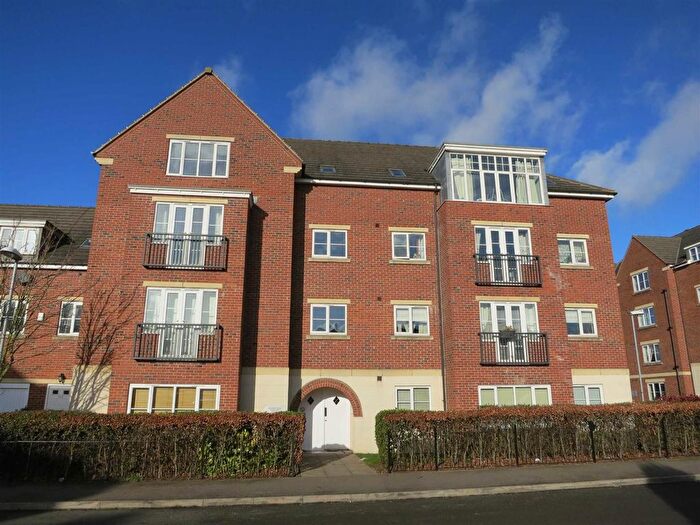 2 Bedroom Flat To Rent In Gardenia House, Edison Way Arnold, Nottingham, NG5