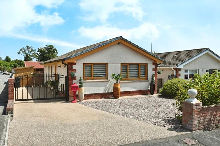 3 Bedroom Bungalow For Sale In Williams Terrace, Burry Port, SA16