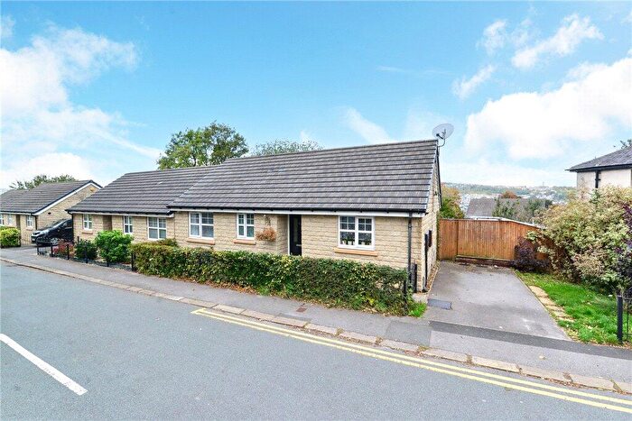 3 Bedroom Bungalow For Sale In West Royd Avenue, Shipley, West Yorkshire, BD18