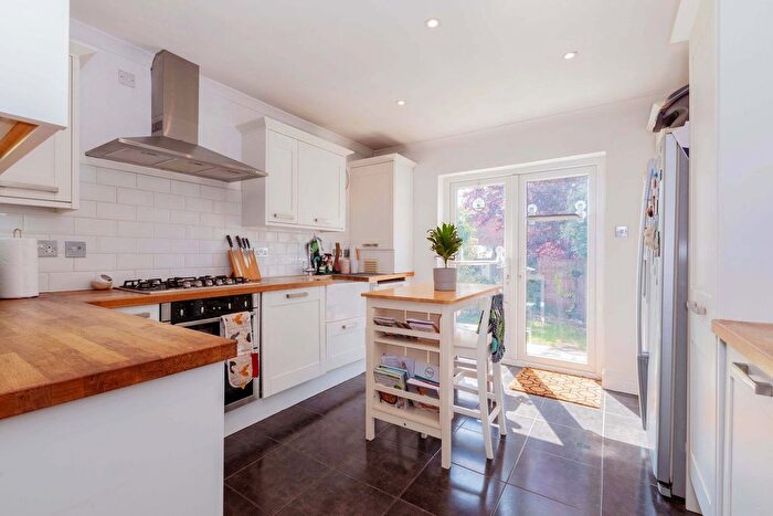 4 Bedroom Terraced House For Sale In Belmont Road, Maidenhead, SL6