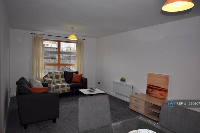 1 Bedroom Flat To Rent In Whitworth Street West, Manchester, M1