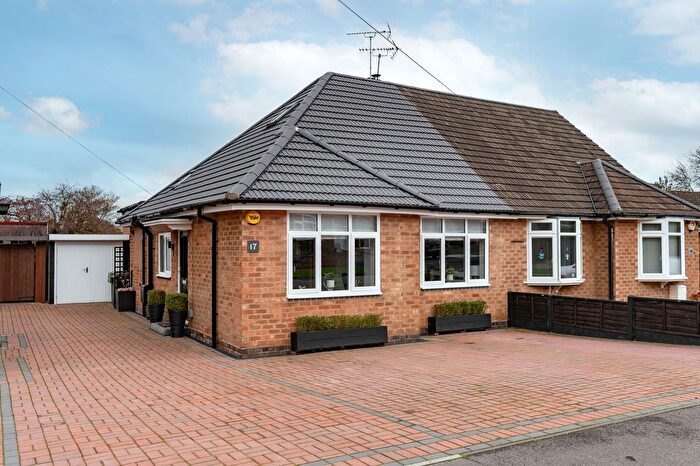 3 Bedroom Semi Detached Bungalow For Sale In George Road, Alvechurch, B48
