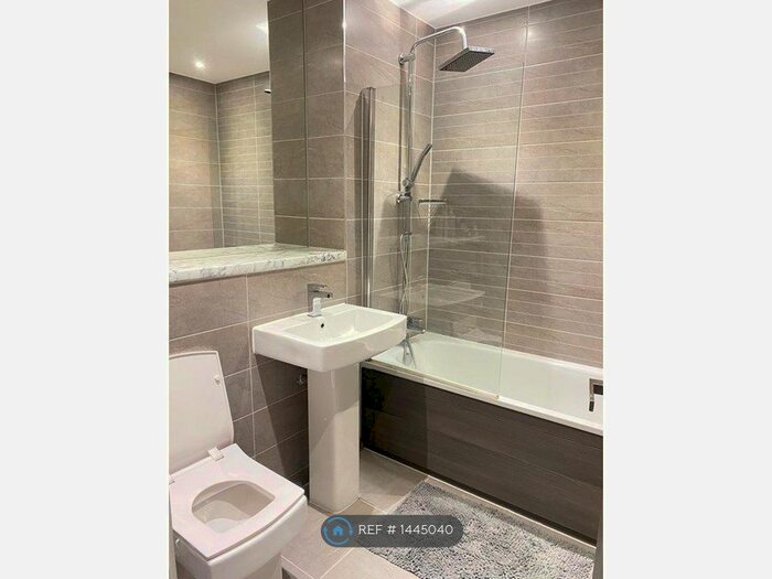 2 Bedroom Flat To Rent In Liverpool, Liverpool, L1