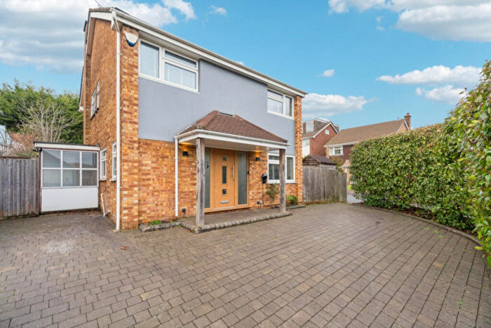 4 Bedroom Detached House For Sale In Park Road, Hemel Hempstead, HP1