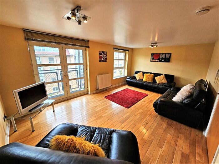 6 Bedroom Flat To Rent In Bannermill Place, City Centre, Aberdeen, AB24