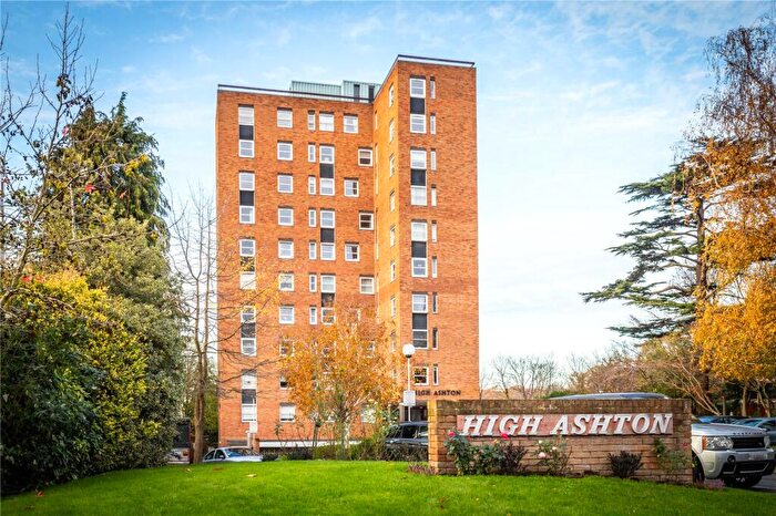 2 Bedroom Apartment To Rent In Kingston Hill, Kingston Upon Thames, KT2