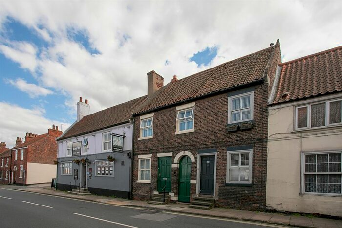 2 Bedroom Terraced House To Rent In Beckside, Beverley, East Yorkshire HU17